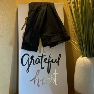 Gently used Under Armour mens Rock leggings / XL / black